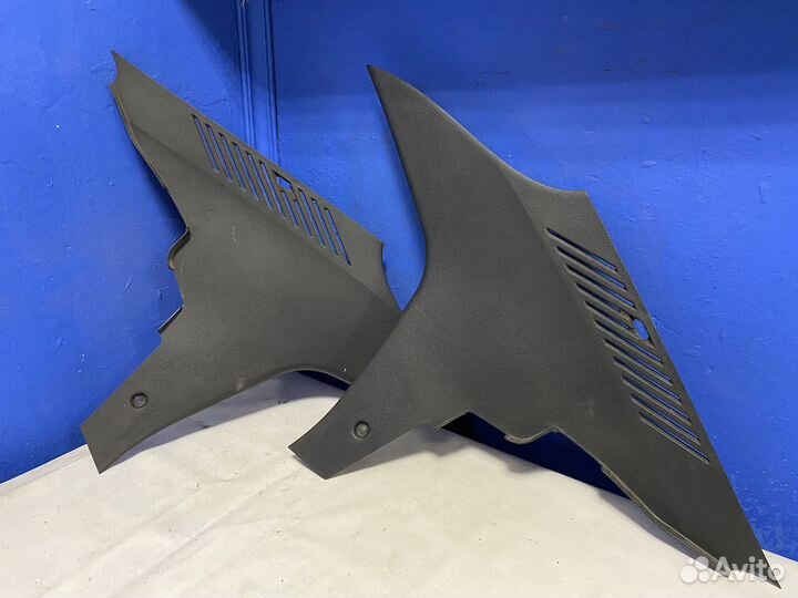 Облицовка задних стоек renault logan 1