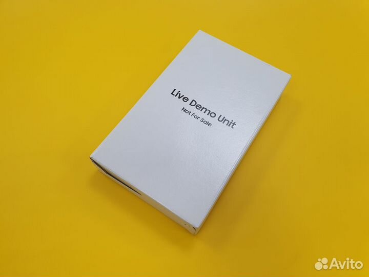 Смартфон Samsung Galaxy Z fold 3. LDU