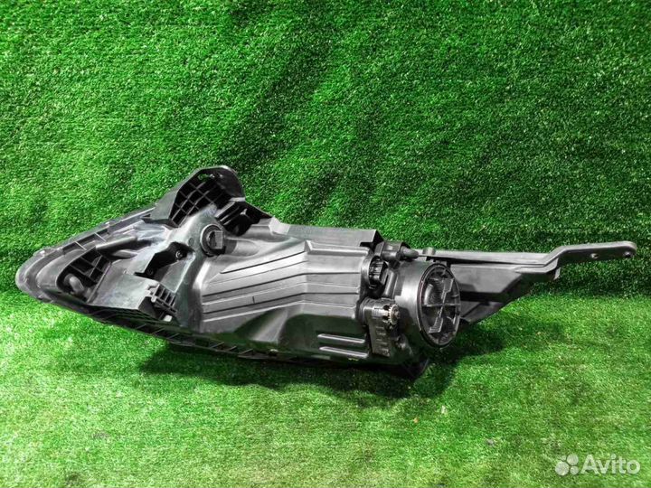 Фара Rio (15-17) R б/у