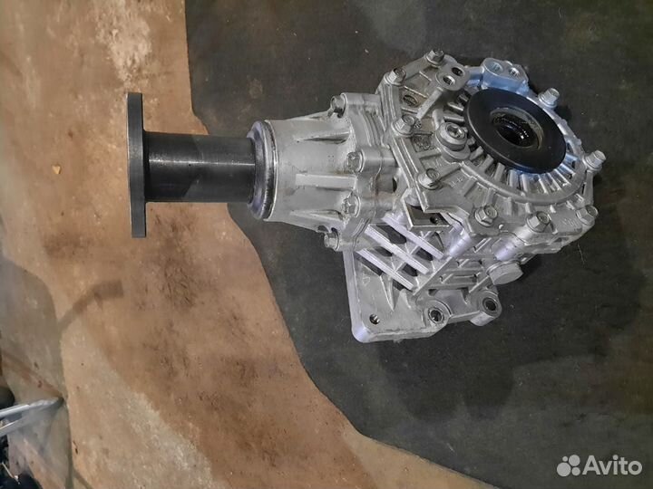 Коробка раздаточная Kia Sorento 2 xm 2.2L D4HB