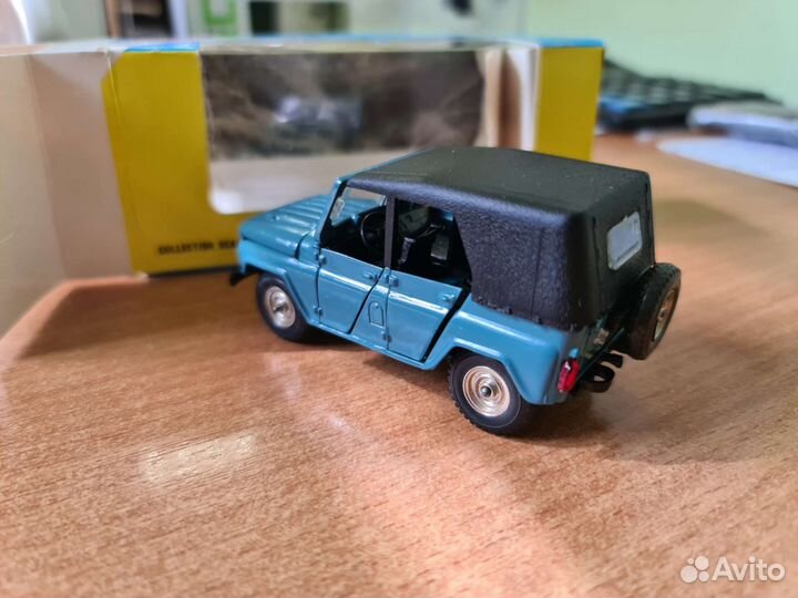 Модель СССР 1 43. УАЗ 469 грязно-синий