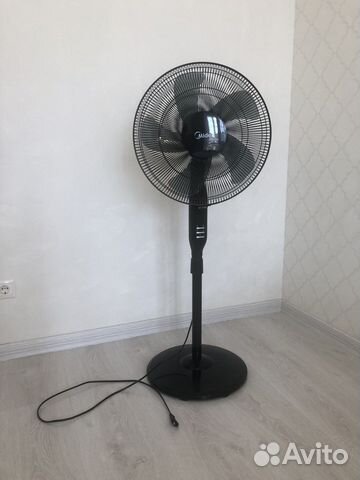 Вентилятор напольный midea