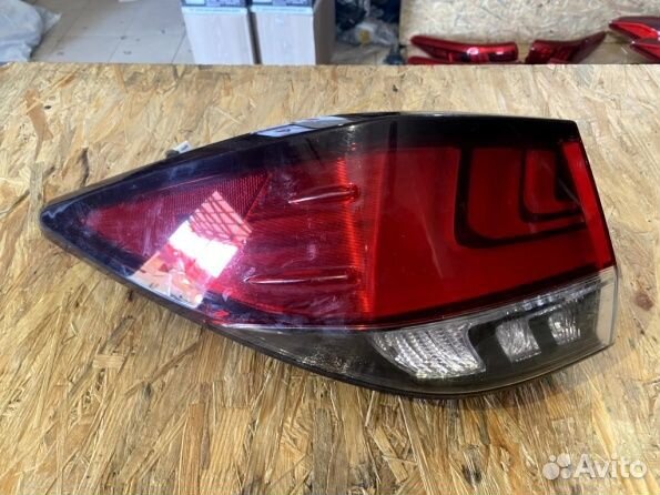 Комплект задних фонарей Lexus RX 2022