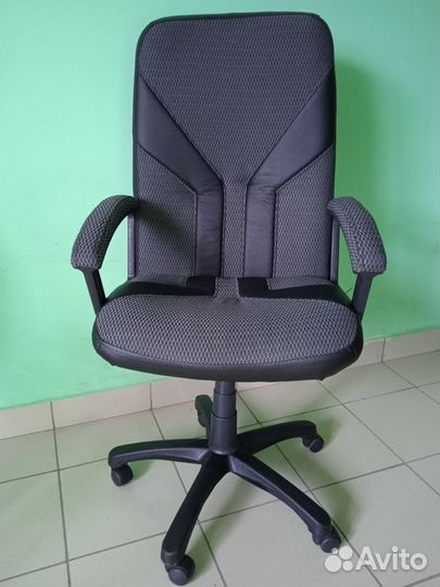 Продаю кресло компьютерное, офисное