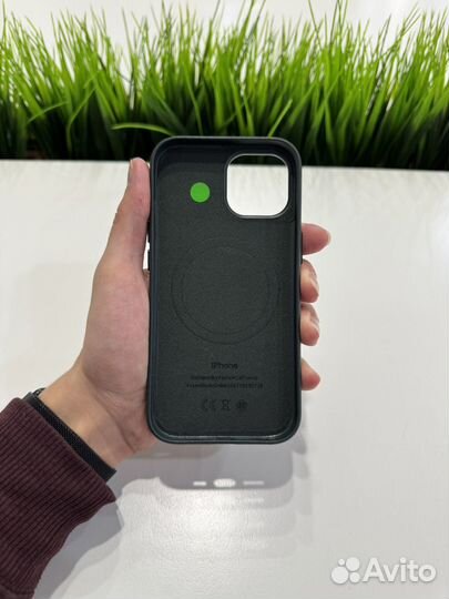 Чехол на iPhone 15 Leather Case