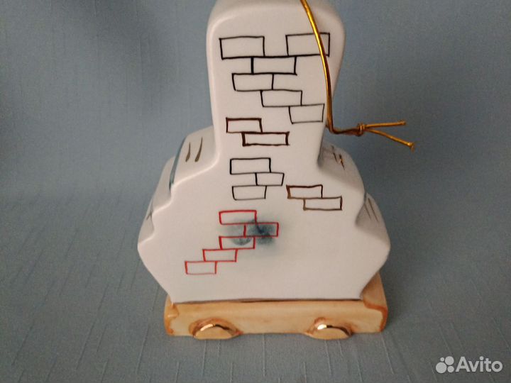 Лефортовские фарфоровые елочные игрушки