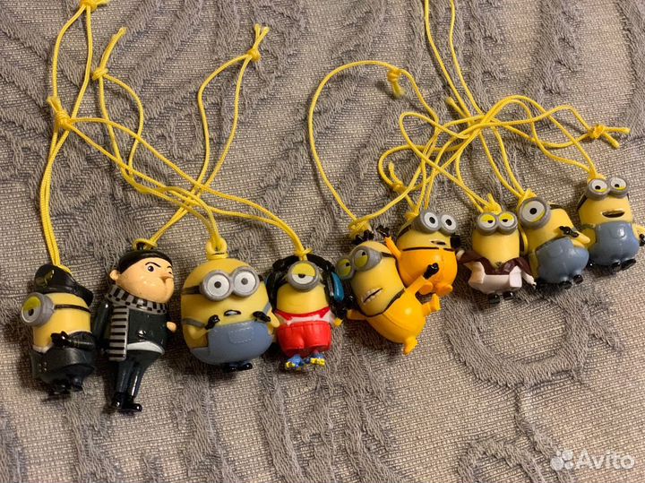 Игрушка миньон