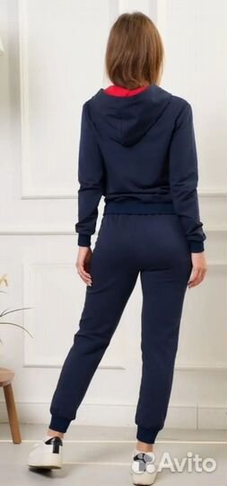 Спортивный костюм женский 46-48 синий