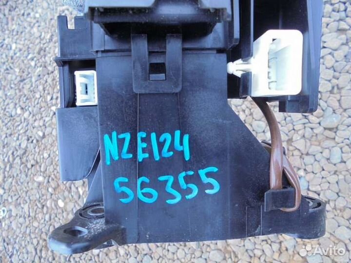 Селектор АКПП Toyota Corolla Fielder NZE124 1NZ-FE