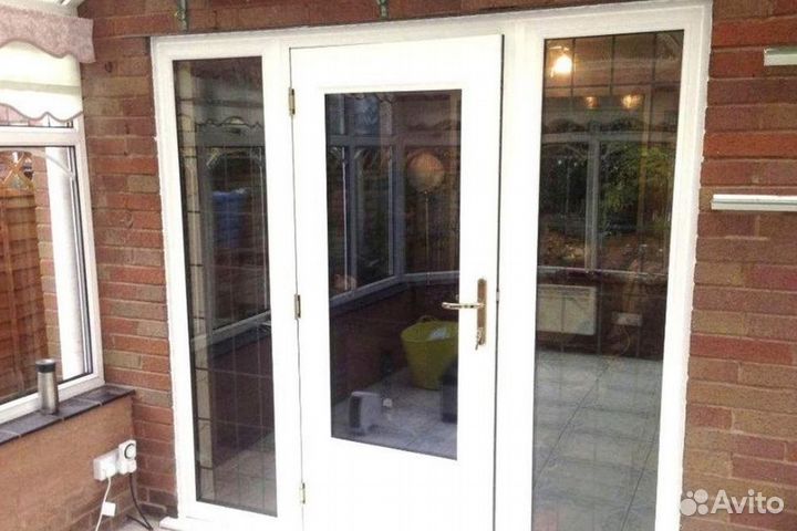 Пластиковые двери с гарантией