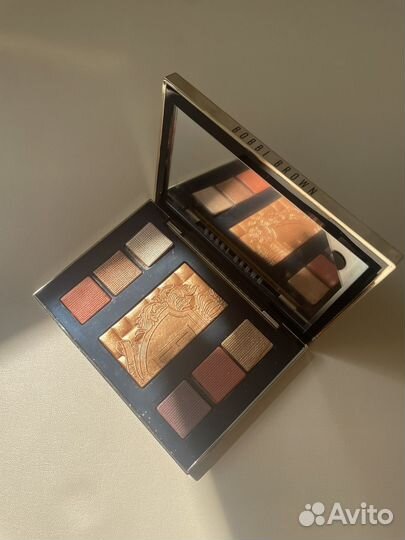 Bobbi Brown тени палетка