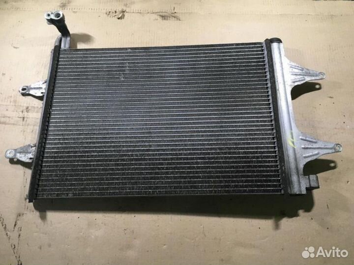 Радиатор кондиционера (конденсер) Skoda Fabia 2