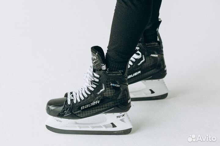 Хоккейные коньки bauer