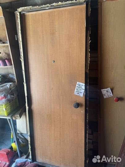 Двери входные металлические