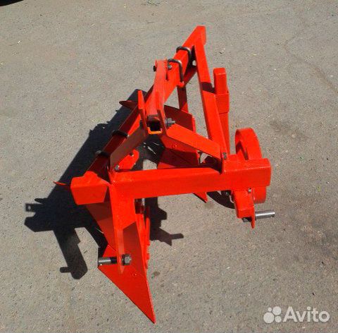 Плуг Кормилец 3-х корпусной, 2024