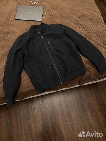 Бомбер мужской reserved