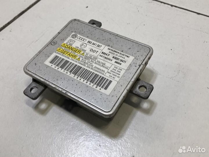 Блок ксеноновой лампы Audi А4 В8 8K2