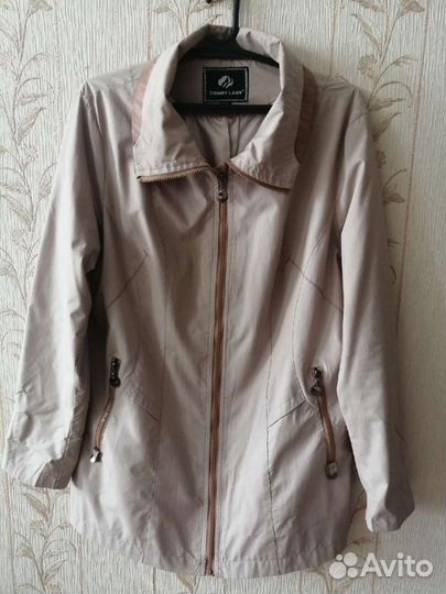 Куртка ветровка женская