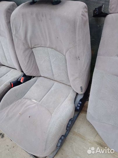 Сиденья Nissan Almera n16