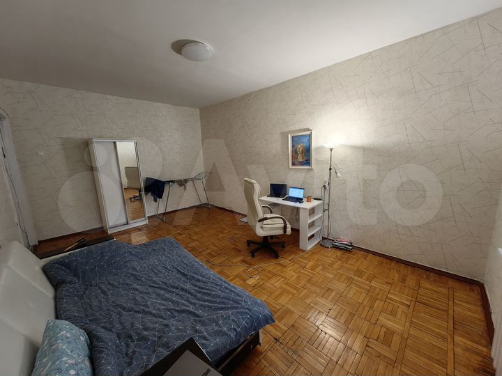 Комната 23,2 м² в 2-к., 2/8 эт.