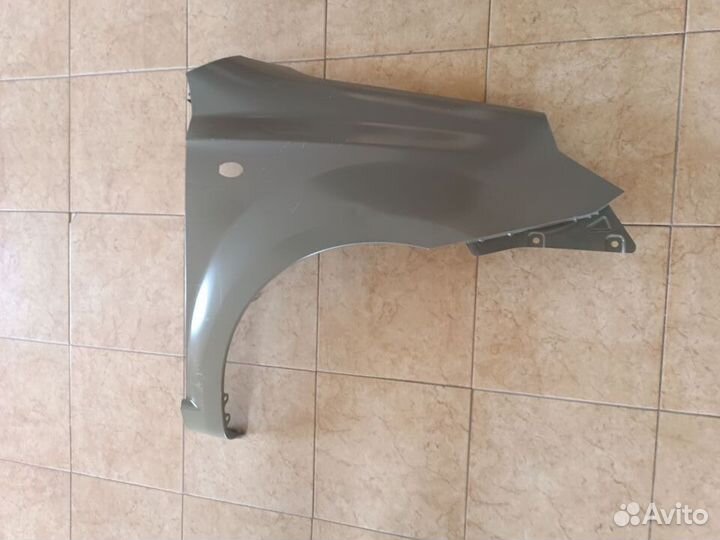 Крыло правое переднее Chevrolet R3 Nexia