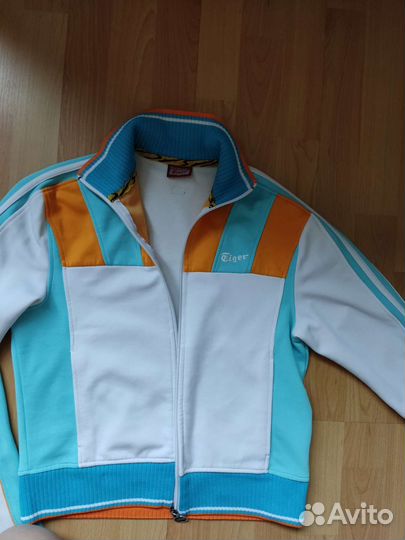 Костюм спортивный женский