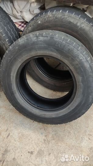 Bridgestone R623 215/75 R16
