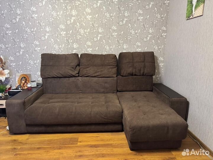 Угловой диван