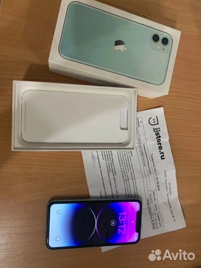 iPhone 11, 128 ГБ