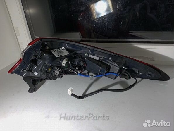 Toyota Camry 70 фонарь в крыло