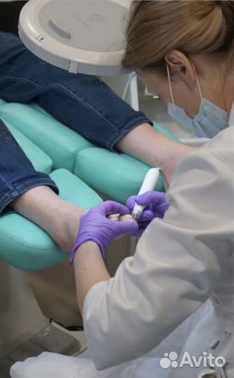 Подолог. Медицинский / лечебный педикюр / мозоль