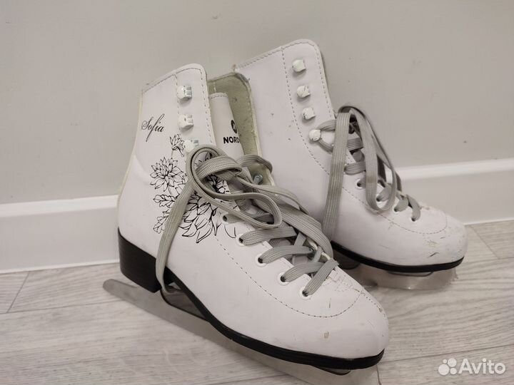 Коньки фигурные 36 размер