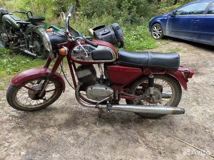 Jawa 634 вишневка