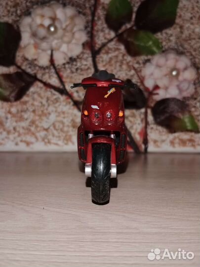 Модель мотоцикла (скутер)