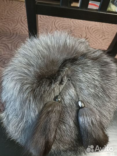 Шапка из чернобурки женская