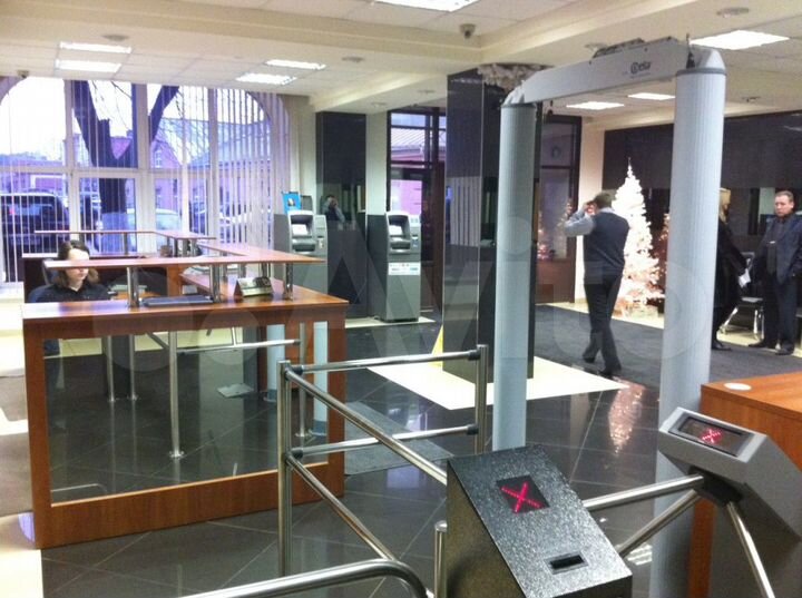 Торговая площадь с отдельным входом, 57 м²