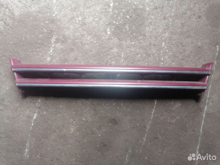 Решетка радиатора Тойота Превия