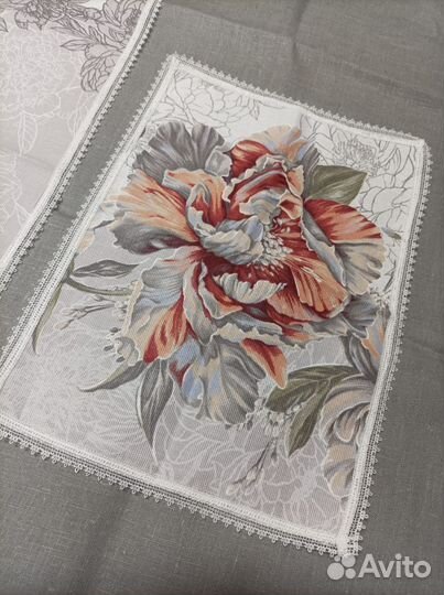 Скатерть и салфетки. Готовый набор из рогожки