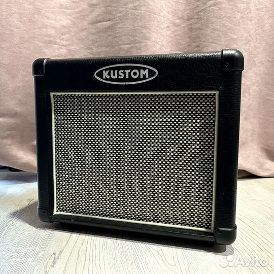 Ламповый гитарный комбоусилитель Kustom Tube 12a