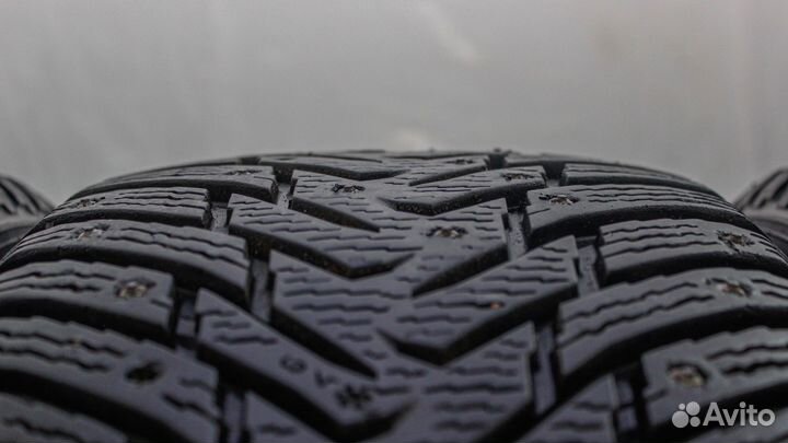 Nokian Tyres Hakkapeliitta 8 225/45 R19 96T