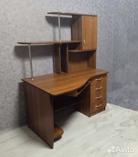 Компьютерный стол бу