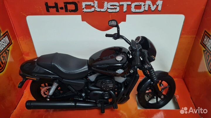Модель мотоцикла Maisto Harley-Davidson Street 750