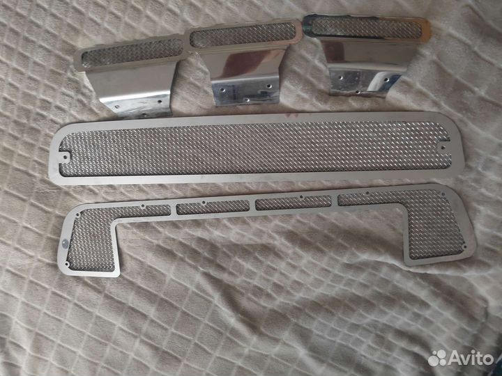 Накладки на решётку радиатора Kia Soul 08-10