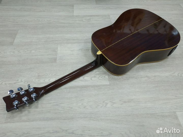 Электроакустическая гитара Yamaha (japan 80's)