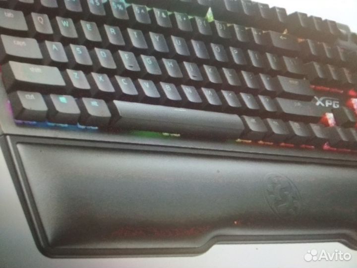 Клавиатура новая с мышкой беспроводные