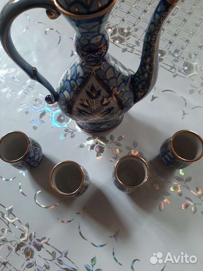 Кувшин/ графин и стаканы