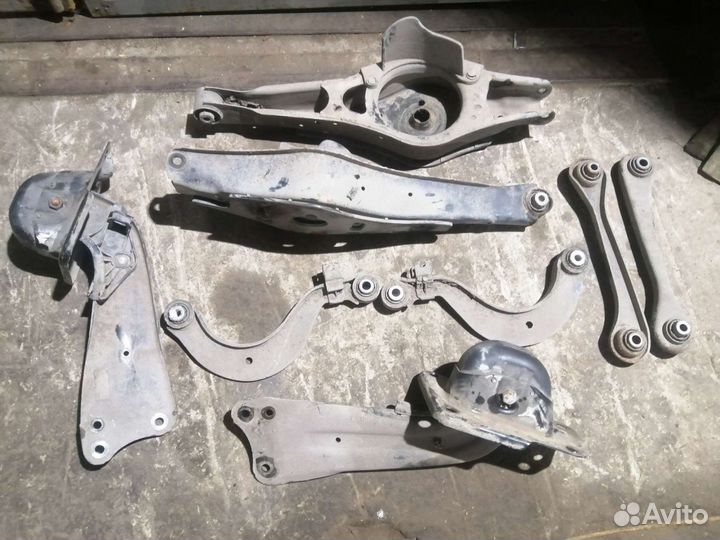 Рычаг задней подвески Шкода Октавия А5