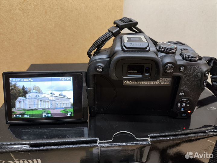 Фотоаппарат Canon eos r10