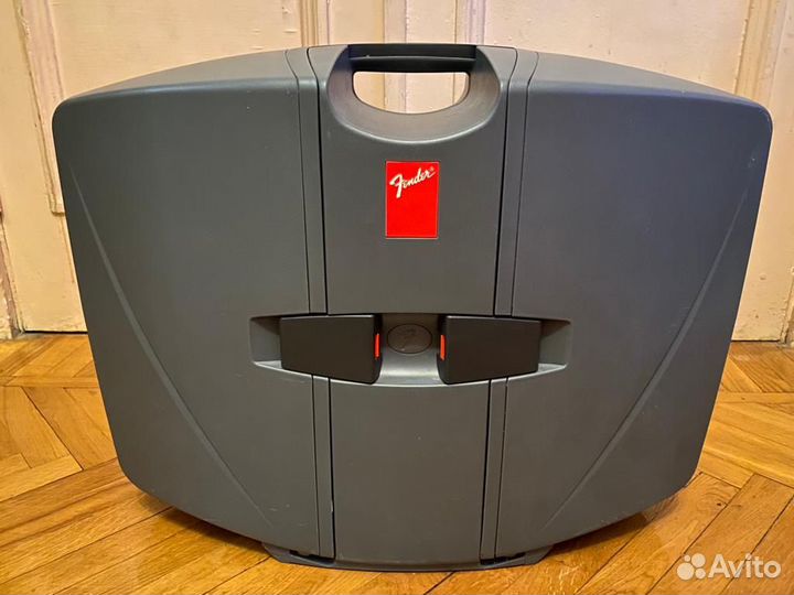 Fender passport p-150