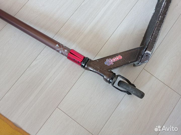 Трюковый Самокат Explore Booger Prestige Б/У